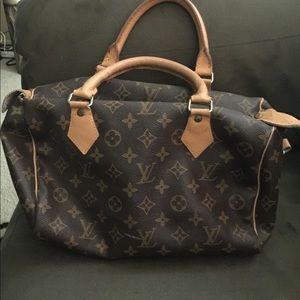 Doctor bag style purse